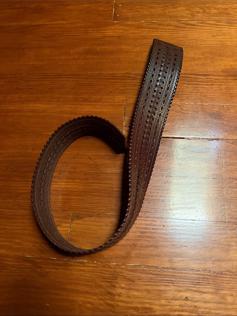 Women’s 100% Leather wide belt Sz. M